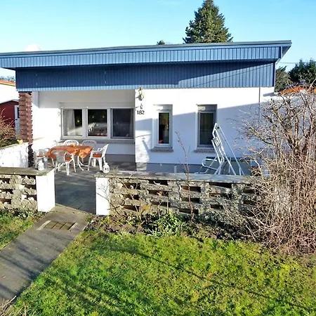 Ferienbungalow 182